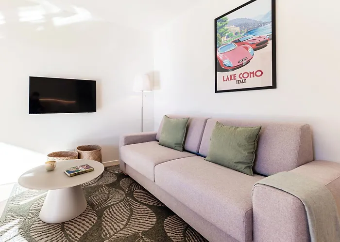 Apartamento Bel Fioeu - By Myhomeincomo
