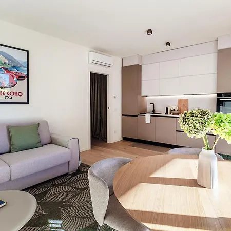 Apartment Bel Fioeu - By Myhomeincomo *